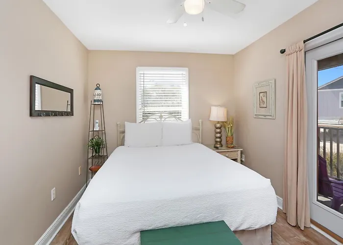 Cape San Blas Dog Friendly Lodging and Hotels