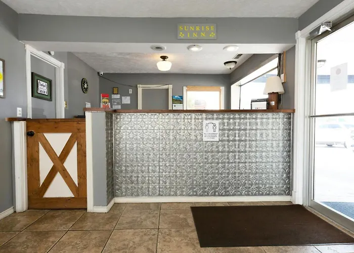 Williamstown Dog Friendly Lodging and Hotels