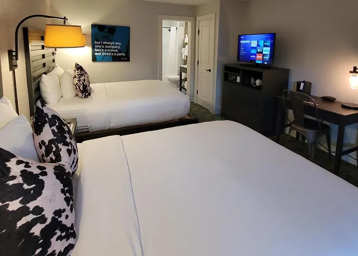 Fairfield Dog Friendly Lodging and Hotels