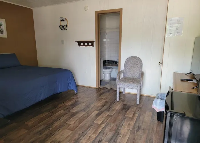 Winnsboro Motels