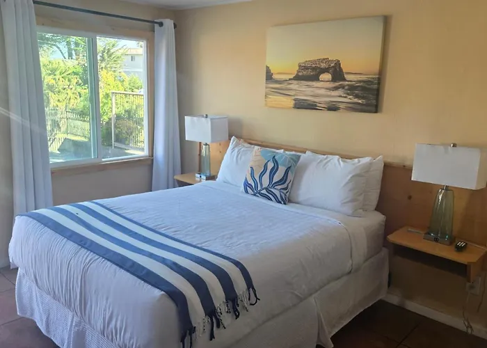 Capitola Dog Friendly Lodging and Hotels