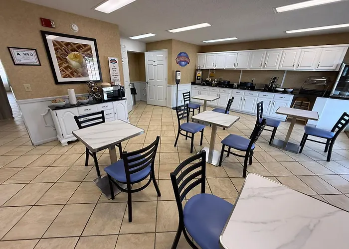 Thomasville Motels