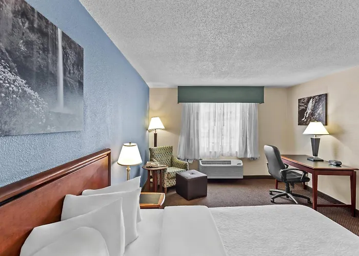 Barboursville Dog Friendly Lodging and Hotels