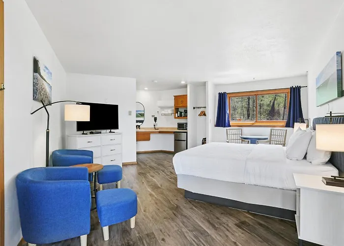 Gills Rock Motels