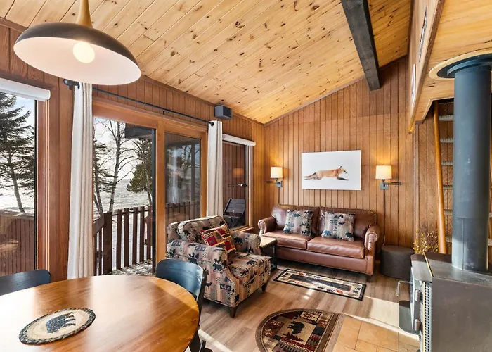 Lutsen Dog Friendly Lodging and Hotels