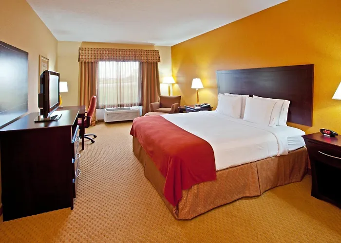 Franklin Dog Friendly Lodging and Hotels