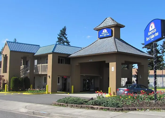 Lakewood Dog Friendly Lodging and Hotels