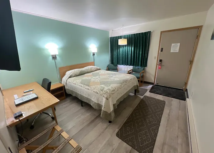 Metaline Falls Motels