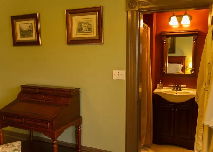 Best 3 Spa Hotels in Olympia for a Relaxing Getaway