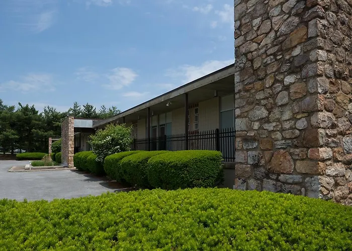 Strasburg Motels