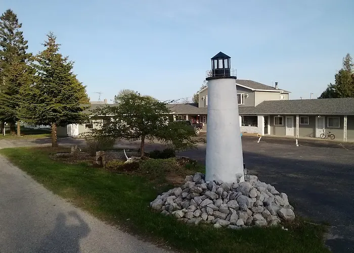 Saint Ignace Dog Friendly Lodging and Hotels