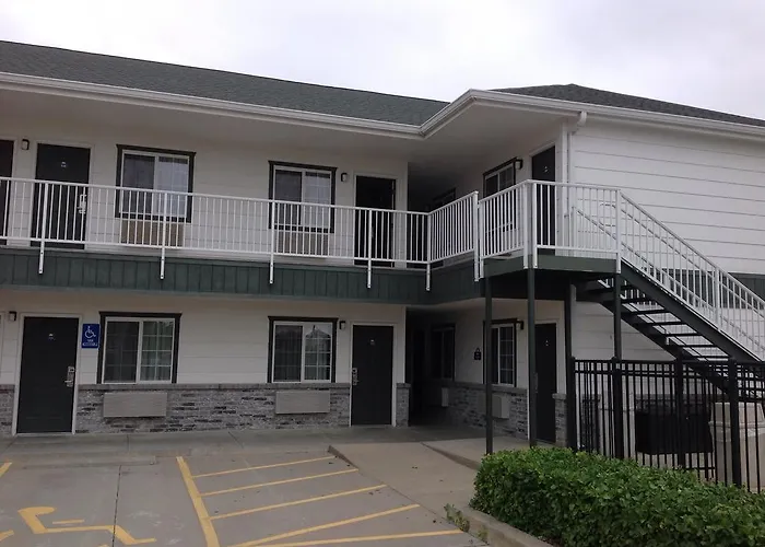 Andover Motels
