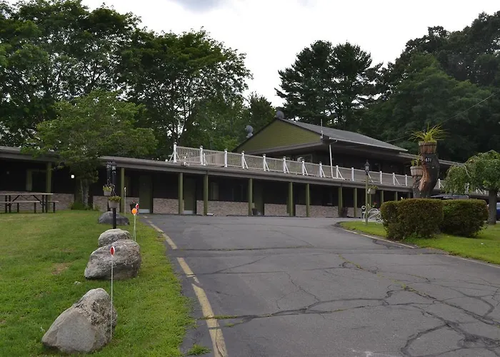 Holyoke Motels