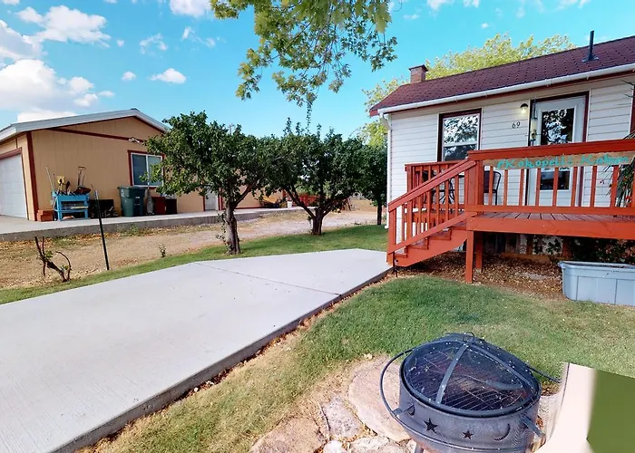 Blanding Dog Friendly Lodging and Hotels