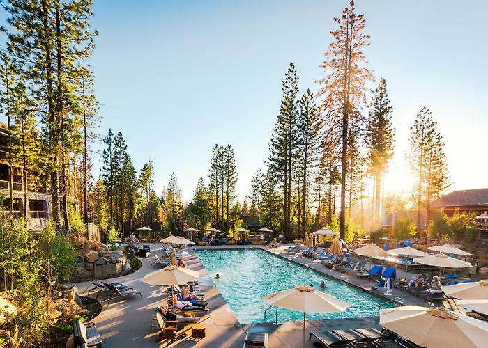 Best 3 Spa Hotels in Groveland for a Relaxing Getaway