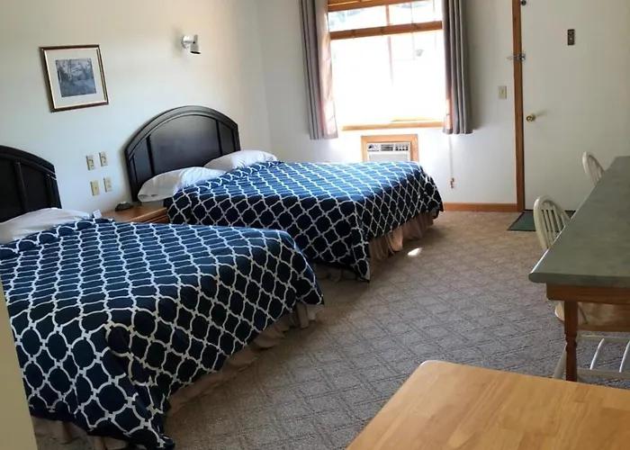 Au Train Motels