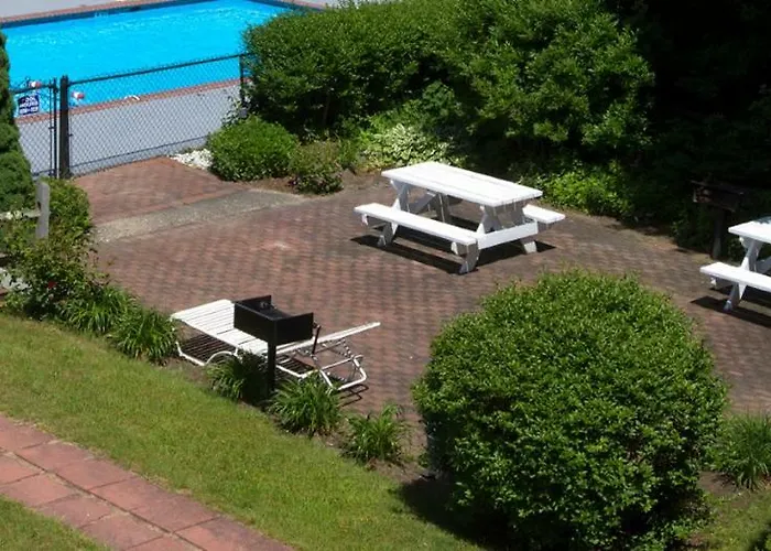 Orleans Motels