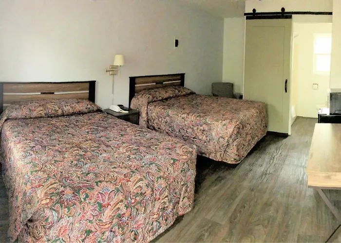 Broadway Motels