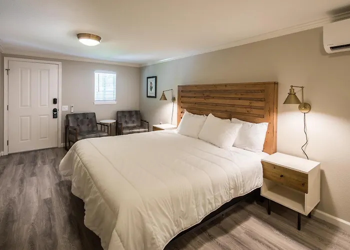 Best 4 Spa Hotels in Guerneville for a Relaxing Getaway