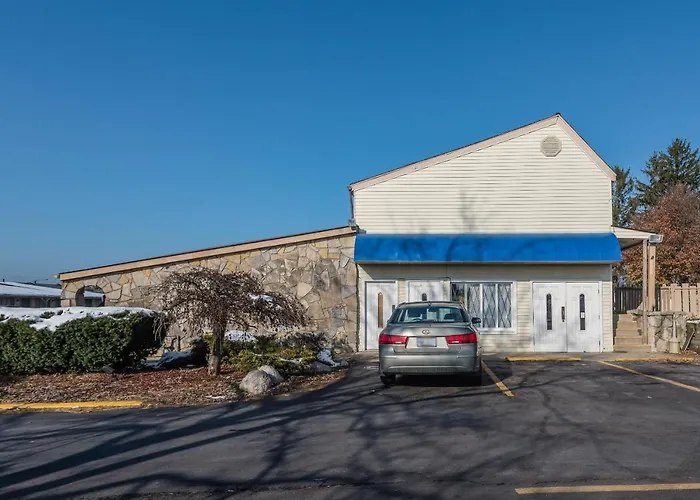 Wadsworth Dog Friendly Hotels