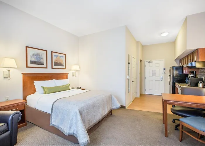 Cranberry Township Boutique Hotels