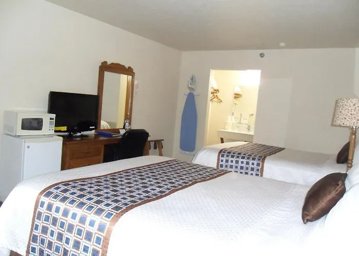 Pierceton Motels