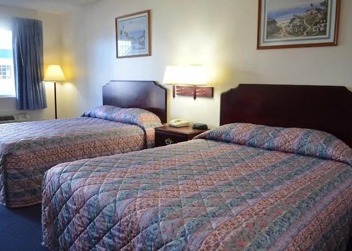 White Hall Motels