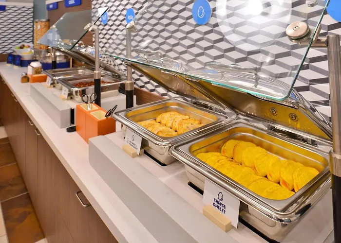 Lake Forest Boutique Hotels